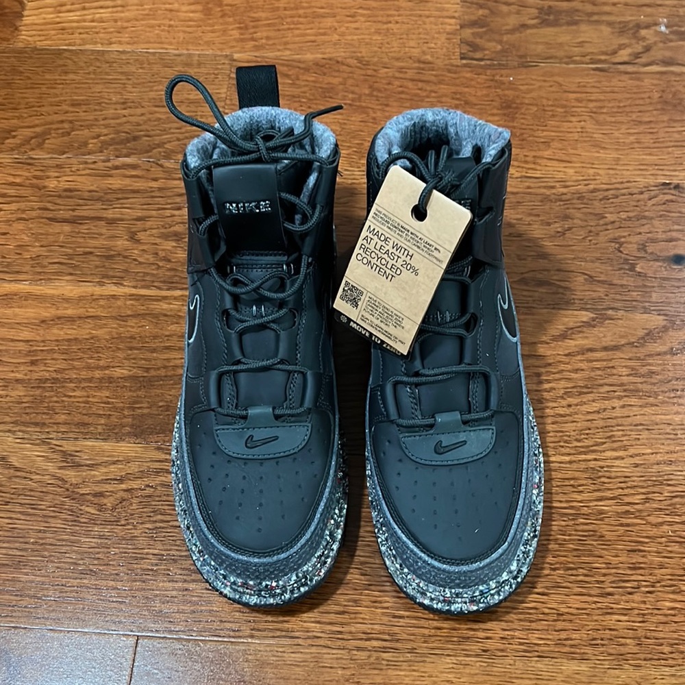 Nike Air Force 1 High Boot NN. Dark Smoke Gray.